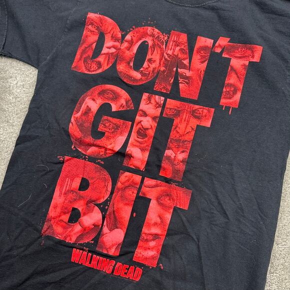 The Walking Dead "Don't Git Bit" Graphic Tee Shirt Size Medium Y2K Vintage 2000s - Picture 2 of 5